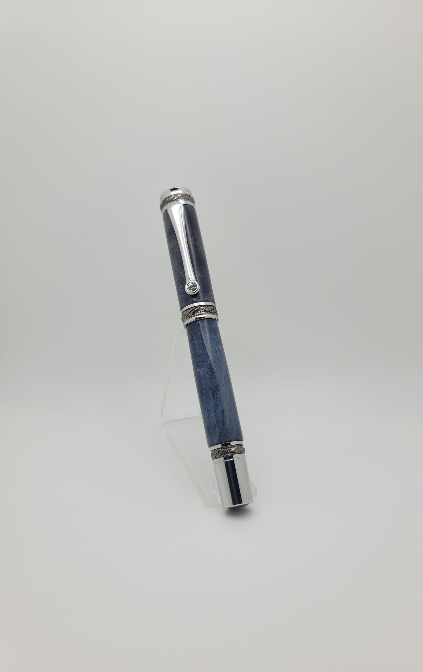 Majestic Fountain Pen - Gun Metal/Chrome - Stabilized Blue Maple Burl